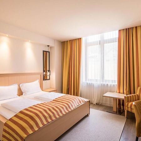 Hotel Rogge Resita Zewnętrze zdjęcie
