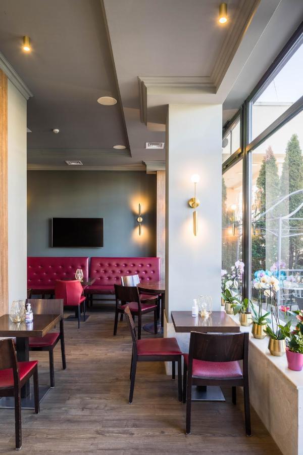 Hotel Rogge Resita Zewnętrze zdjęcie