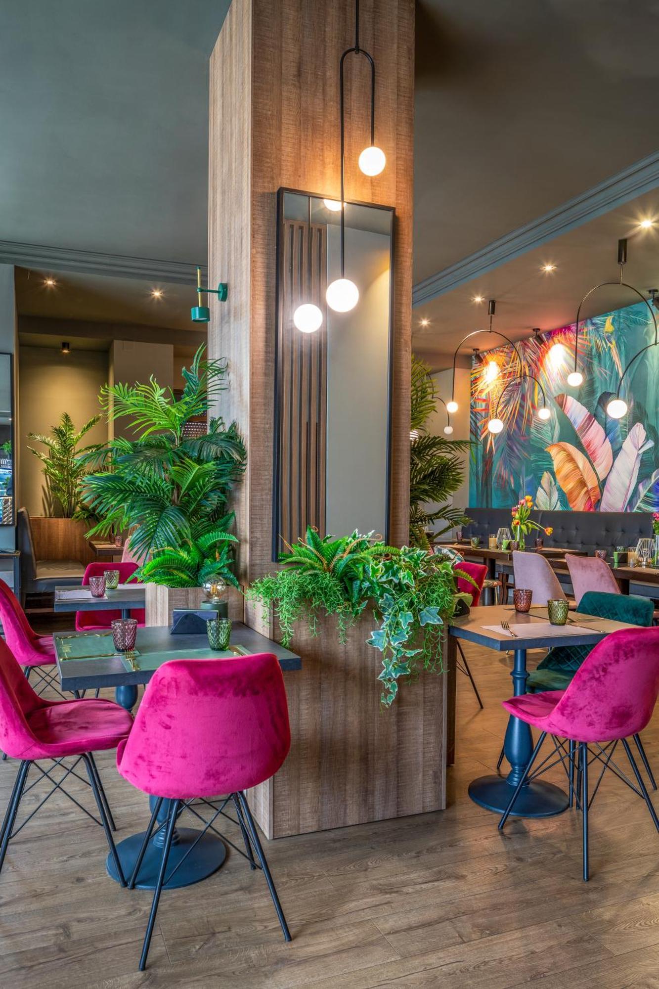 Hotel Rogge Resita Zewnętrze zdjęcie