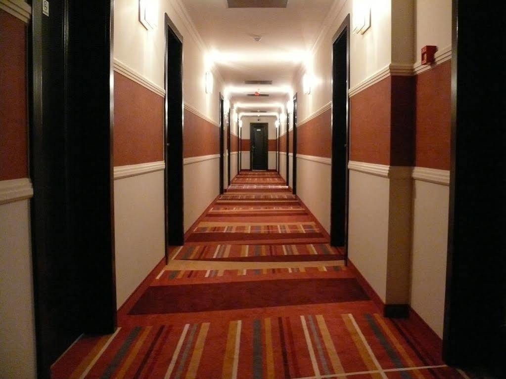 Hotel Rogge Resita Zewnętrze zdjęcie